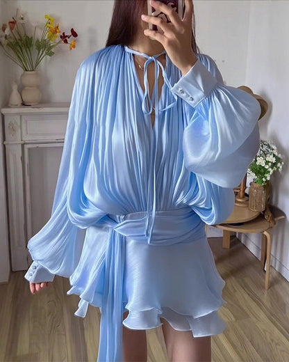 Facerya Satiniertes unregelmäßiges Mini-Kleid mit Rüschen