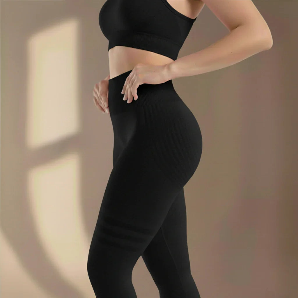 SlimForm 3D Leggings – Definiere deine Silhouette ganz mühelos neu.