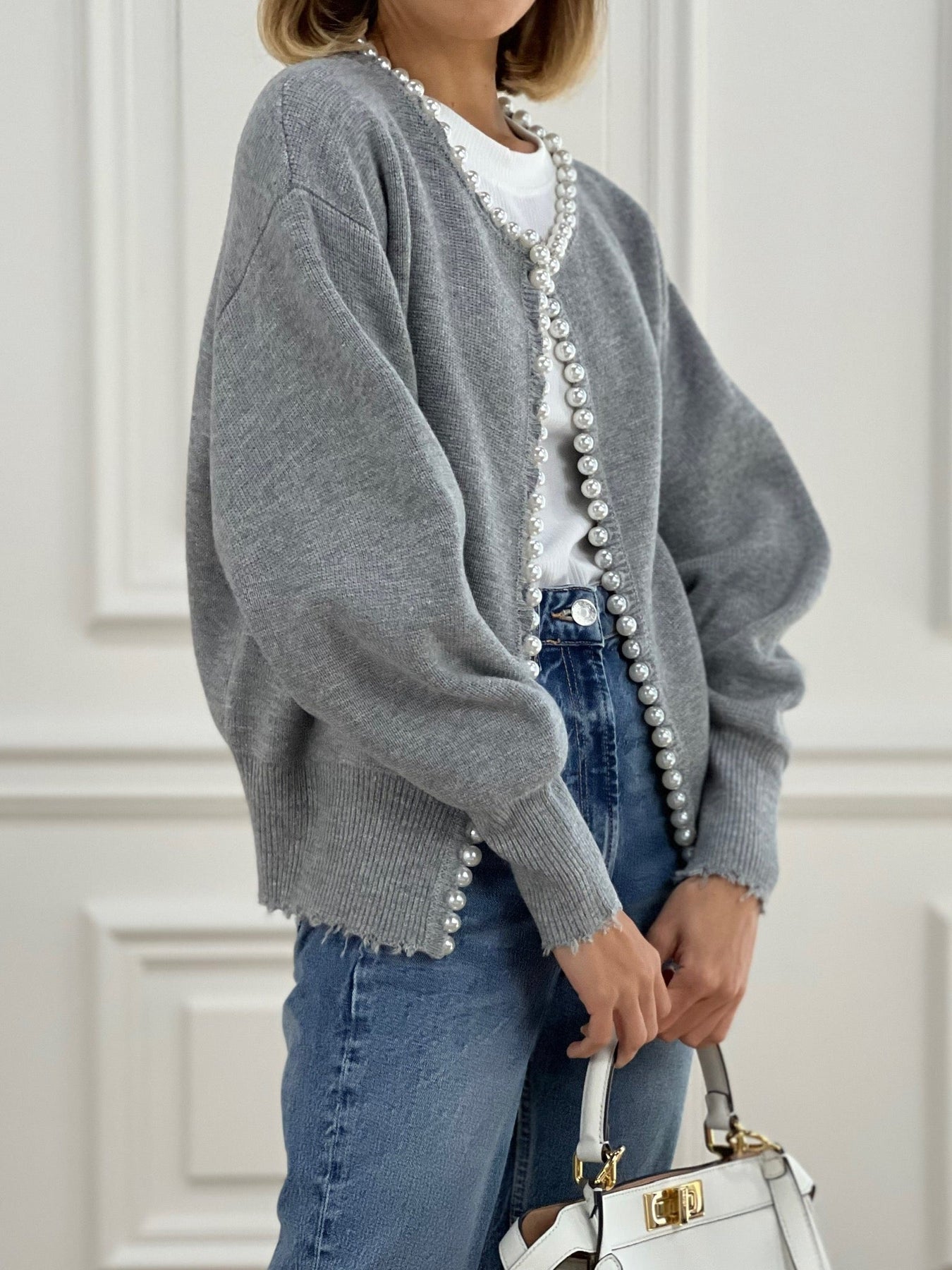 Cardigan mit Perlenbesatz und gefranstem Saum