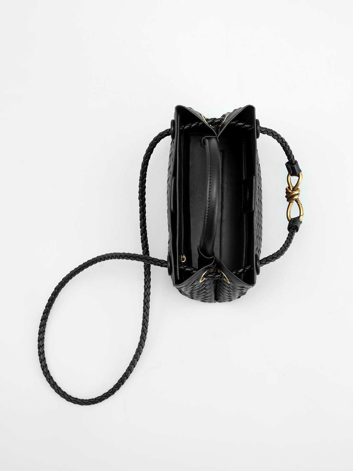 Handtasche mit Metalldetails und Drehverschluss