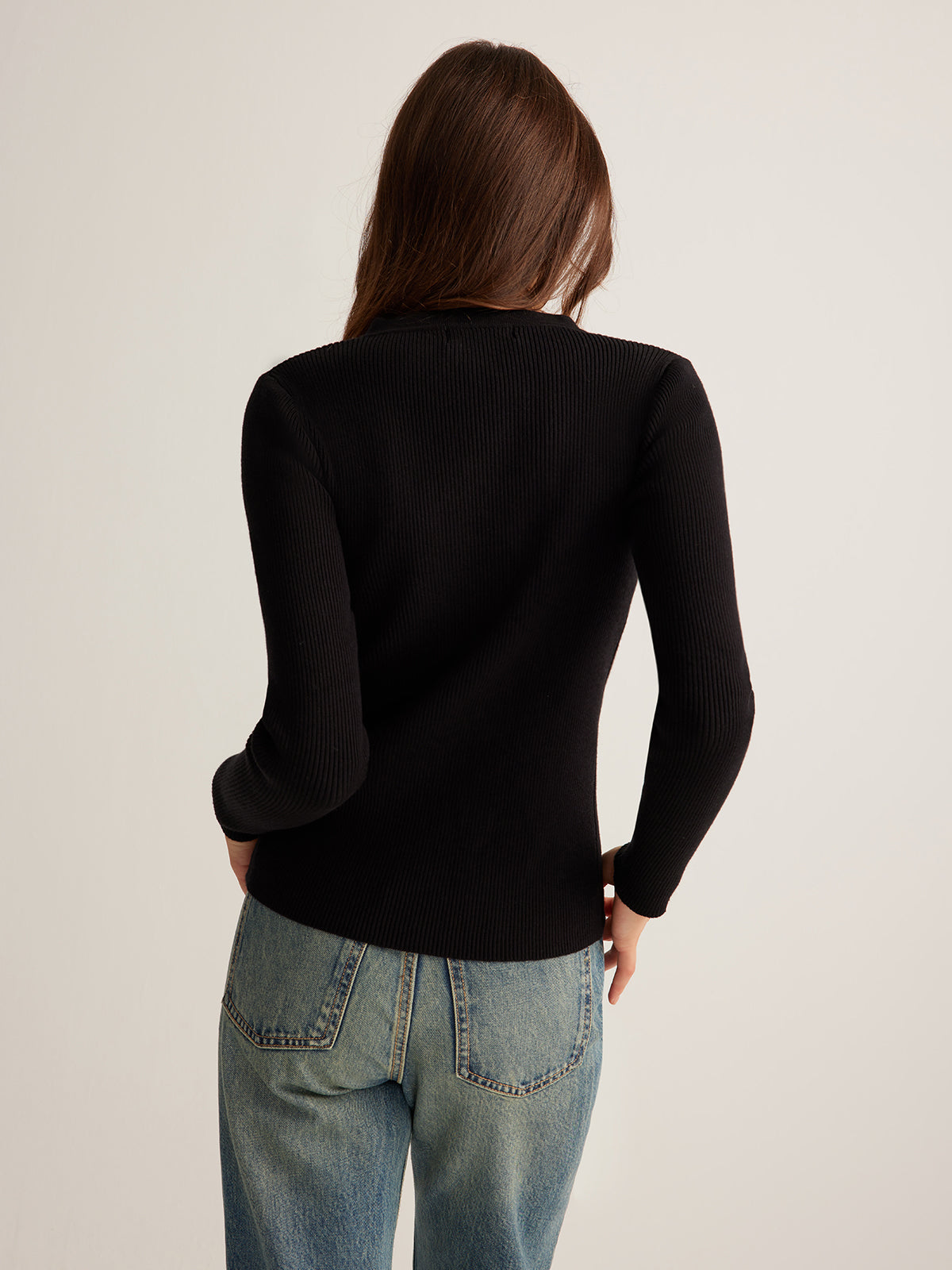 Geknöpftes figurbetontes Stricktop