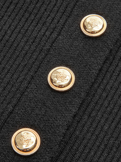 Geknöpftes figurbetontes Stricktop
