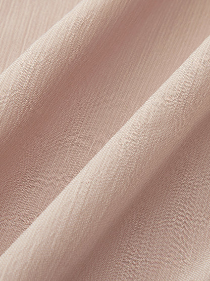 Halbtransparentes Chiffon-Rüschenkleid mit Umhang