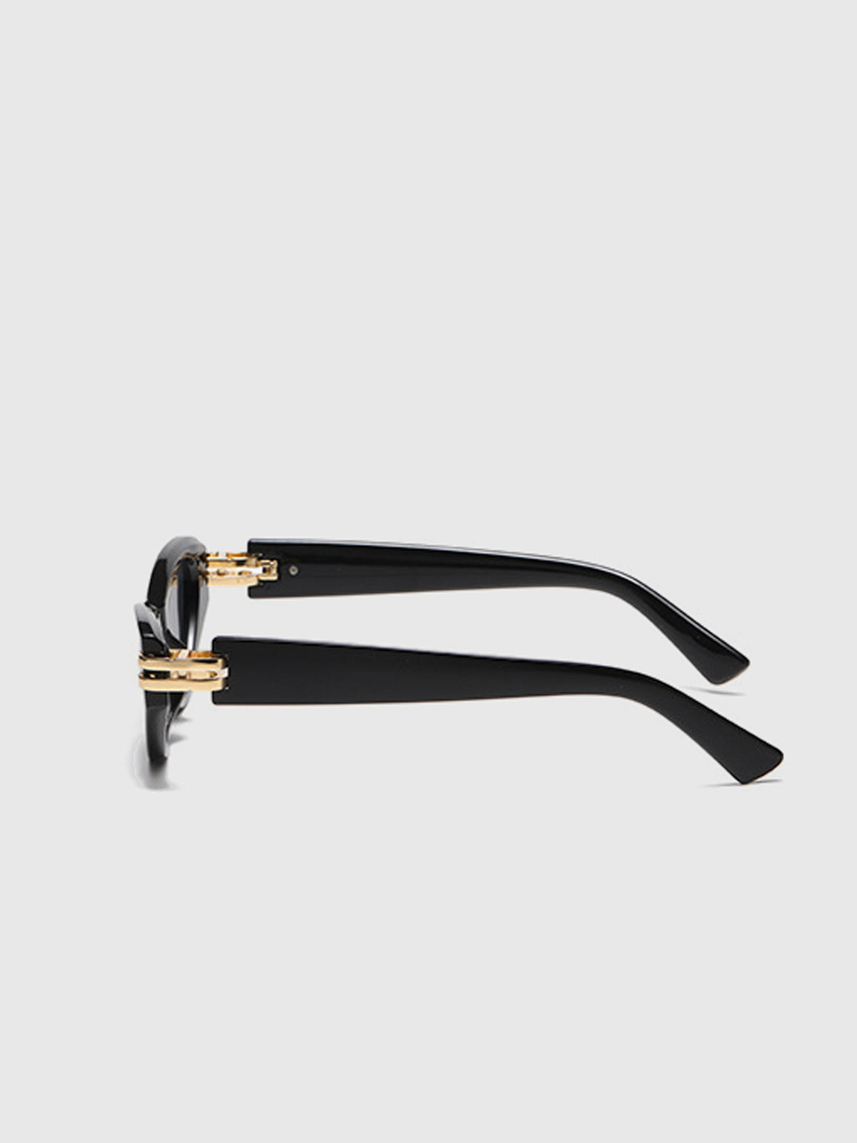 Cat-Eye-Sonnenbrille mit schwarzem Rahmen