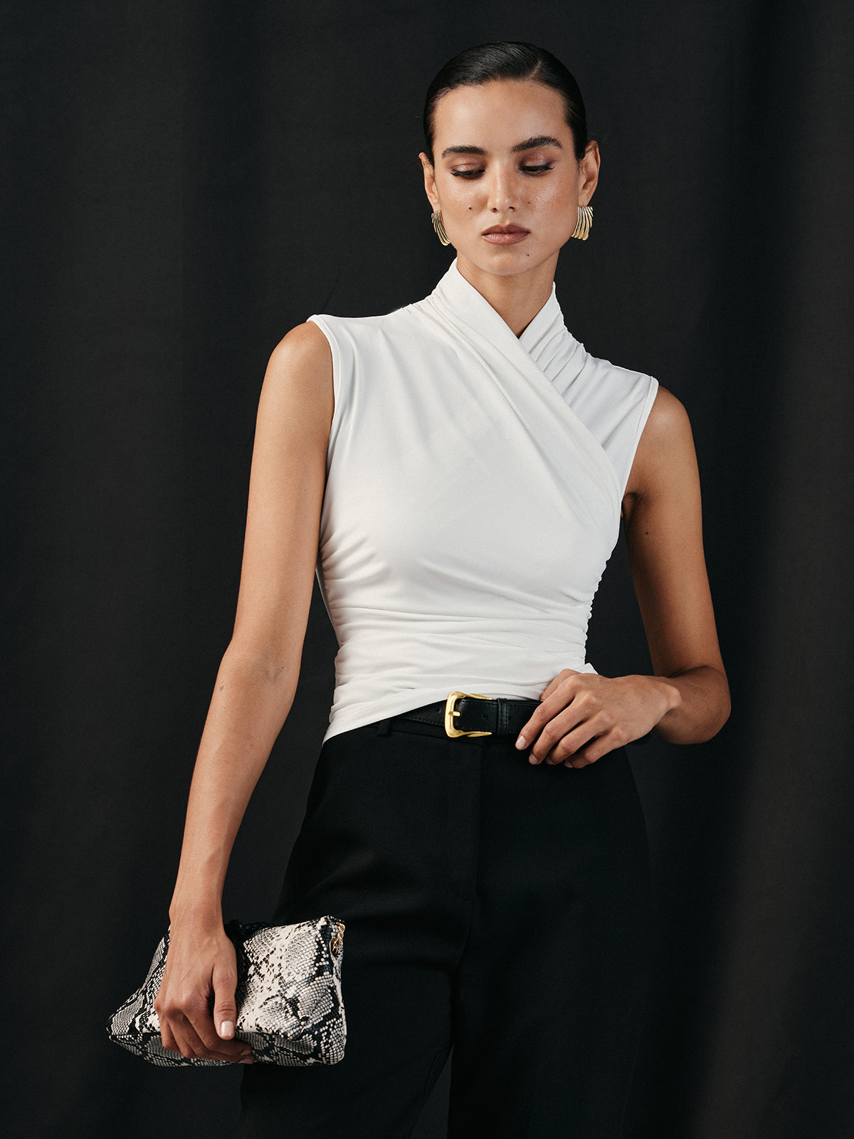 Neckholder-Tanktop mit Raffungen