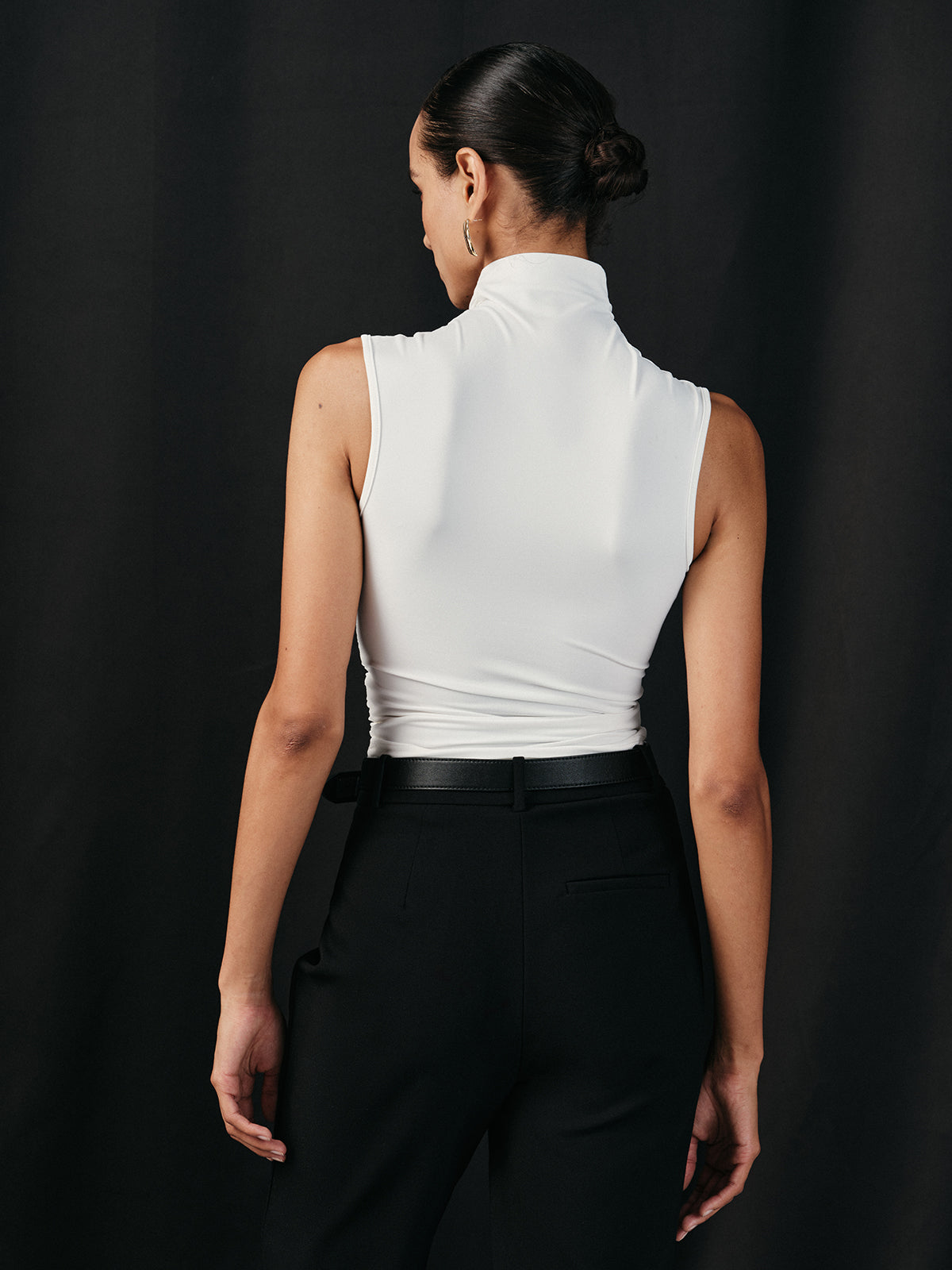 Neckholder-Tanktop mit Raffungen