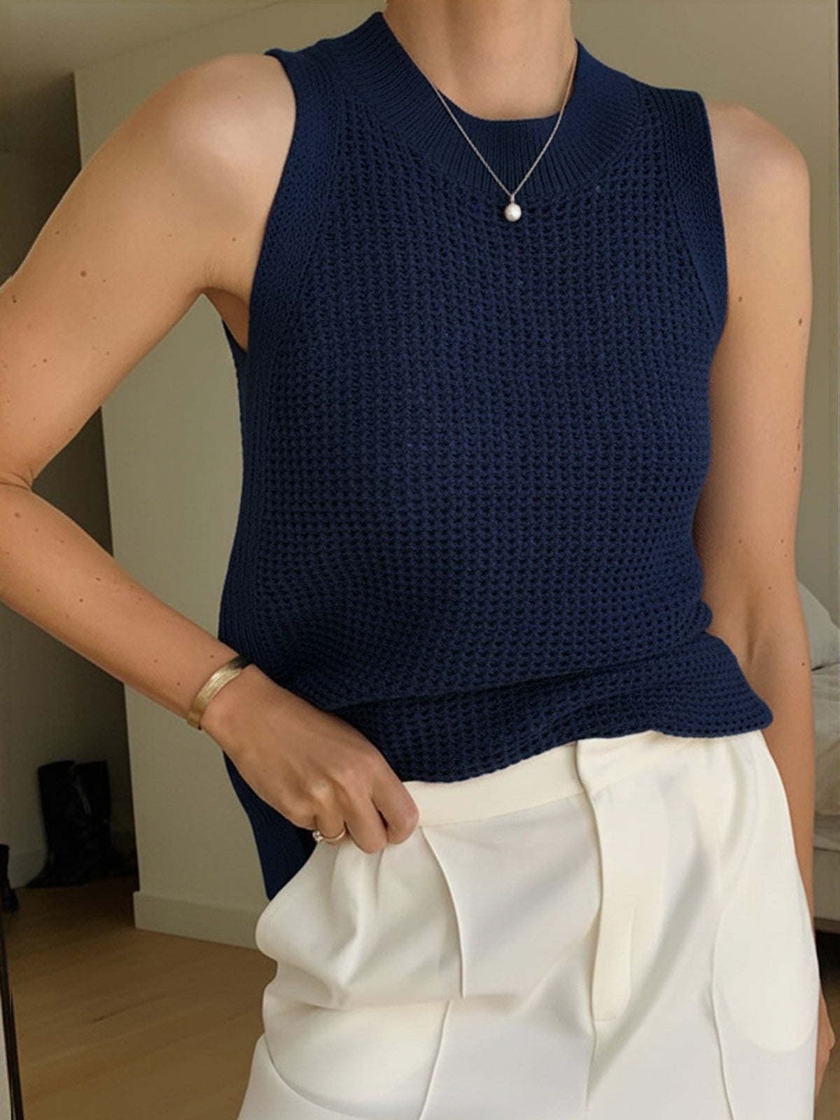 Strick-Tanktop mit Aushöhlung