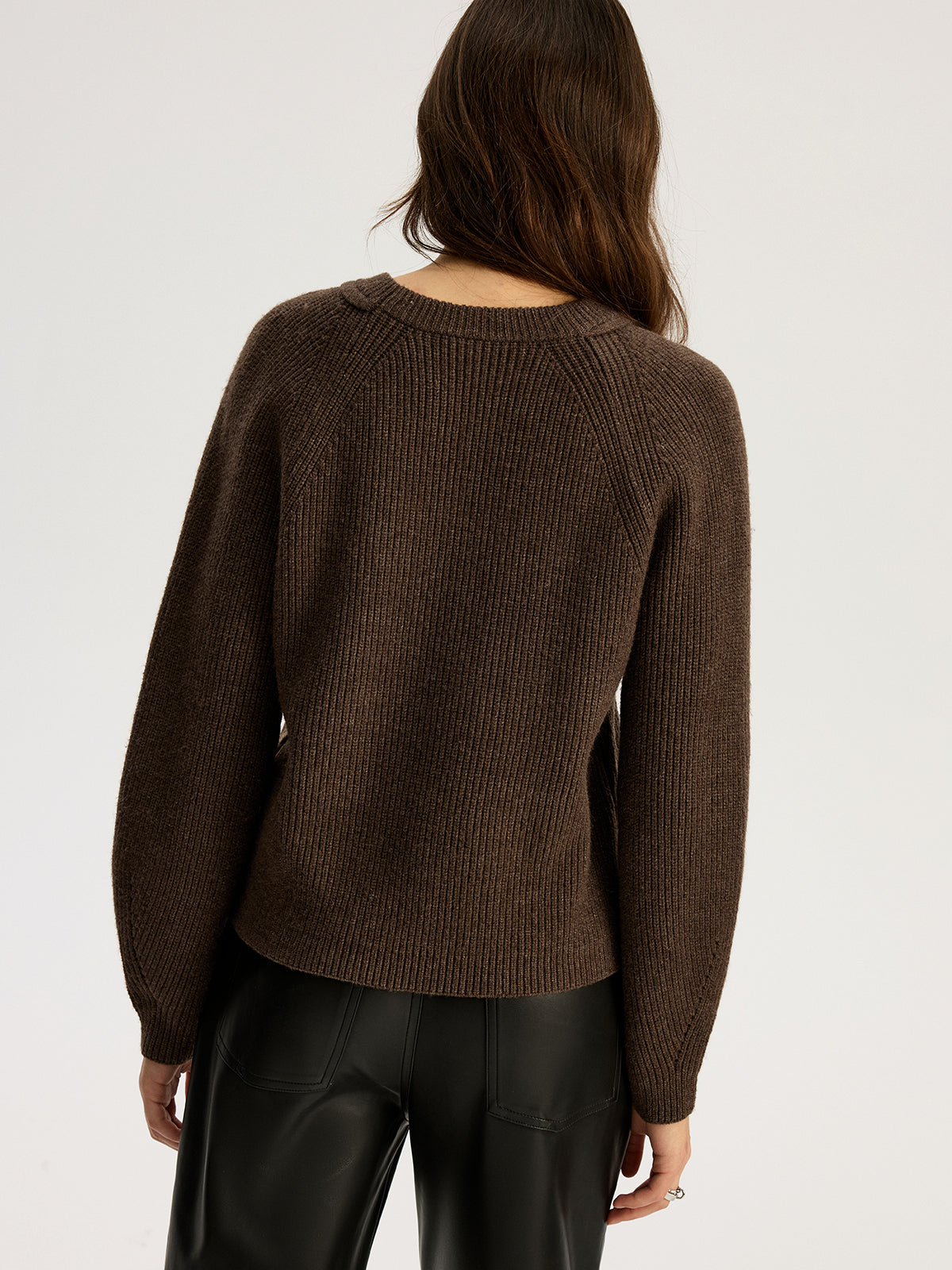Gerippter Pullover mit Cut-Outs