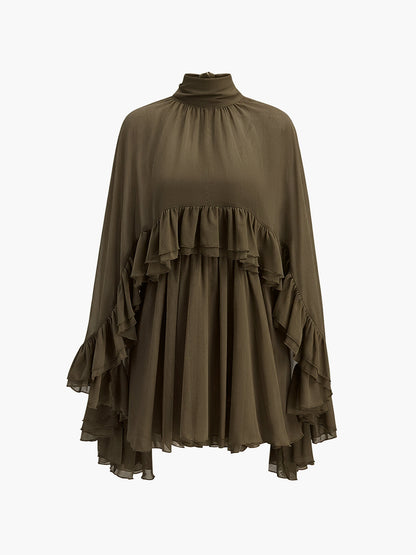Halbtransparentes Chiffon-Rüschenkleid mit Umhang