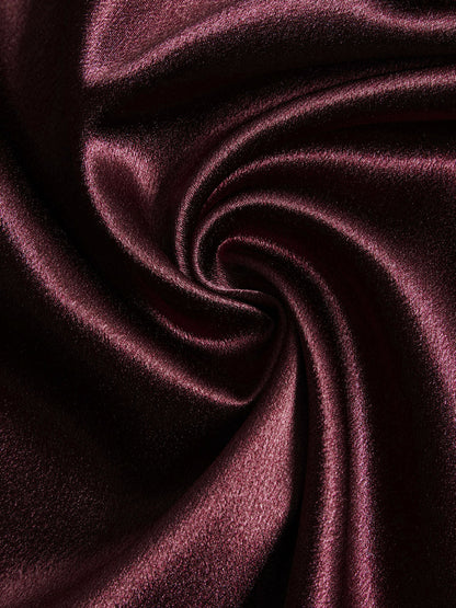 Maxirock aus Satin mit asymmetrischem Einsatz aus Kunstleder