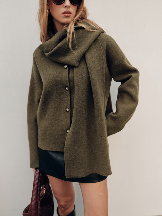 Strickjacke mit Knopfleiste und Schal-Detail