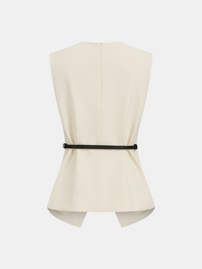 Ärmelloses Oberteil mit Gürtel und plissierte Hose Set