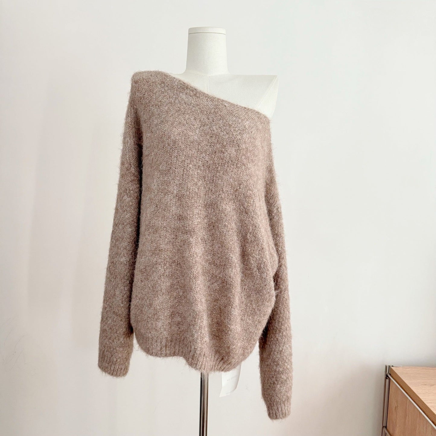 Facerya schulterfreier Oversize-Pullover